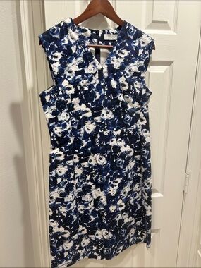 MM.LaFleur Navy & White Floral Midi Sheath Dress